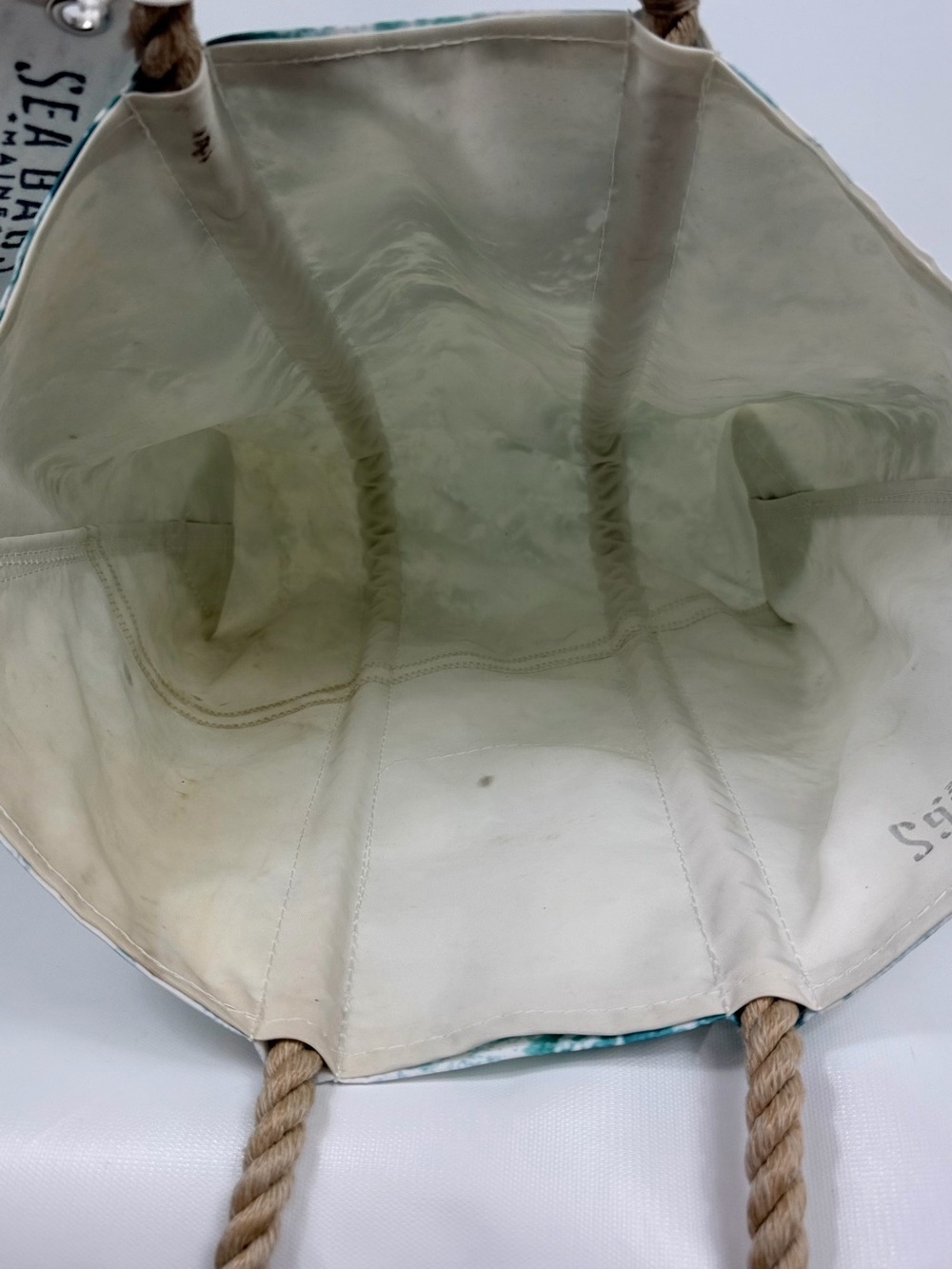 Sea Bags of Maine recycled sailcloth tote bag with rope handles “surf tote” - Picture 12 of 16